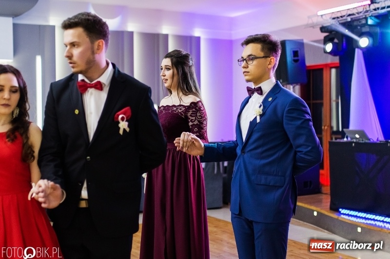 Zdjęcie w galerii na portalu naszraciborz.pl: Mechanik kończy tegoroczne studniówki  wiadomości z regionu