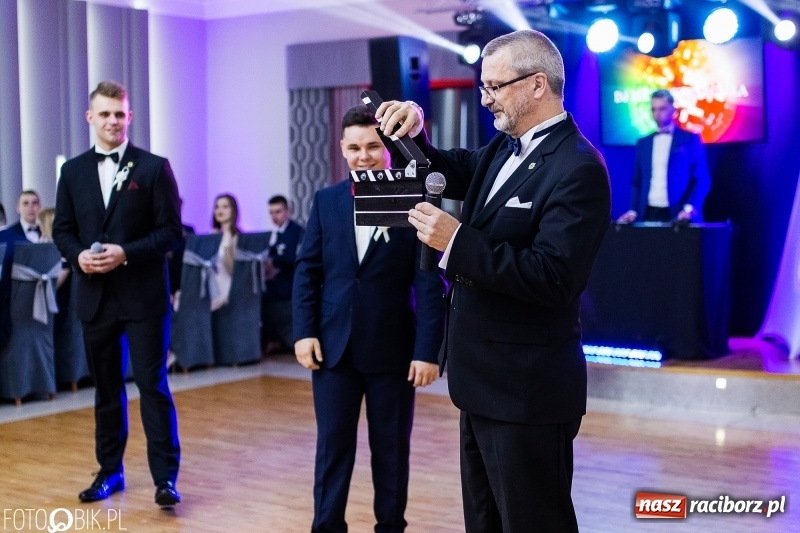 Zdjęcie w galerii na portalu naszraciborz.pl: Mechanik kończy tegoroczne studniówki  wiadomości z regionu