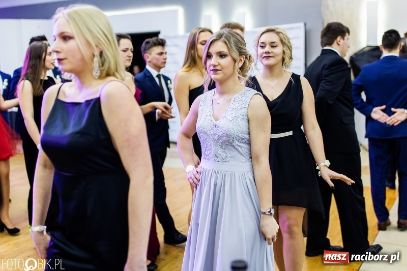 Zdjęcie w galerii na portalu naszraciborz.pl: Mechanik kończy tegoroczne studniówki  wiadomości z regionu