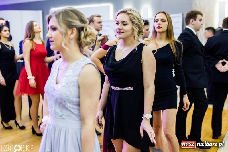 Zdjęcie w galerii na portalu naszraciborz.pl: Mechanik kończy tegoroczne studniówki  wiadomości z regionu