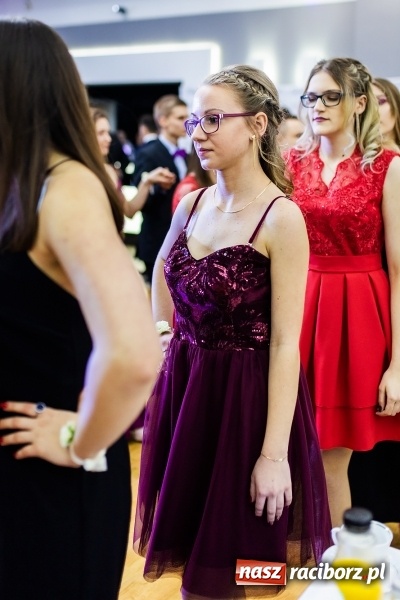 Zdjęcie w galerii na portalu naszraciborz.pl: Mechanik kończy tegoroczne studniówki  wiadomości z regionu