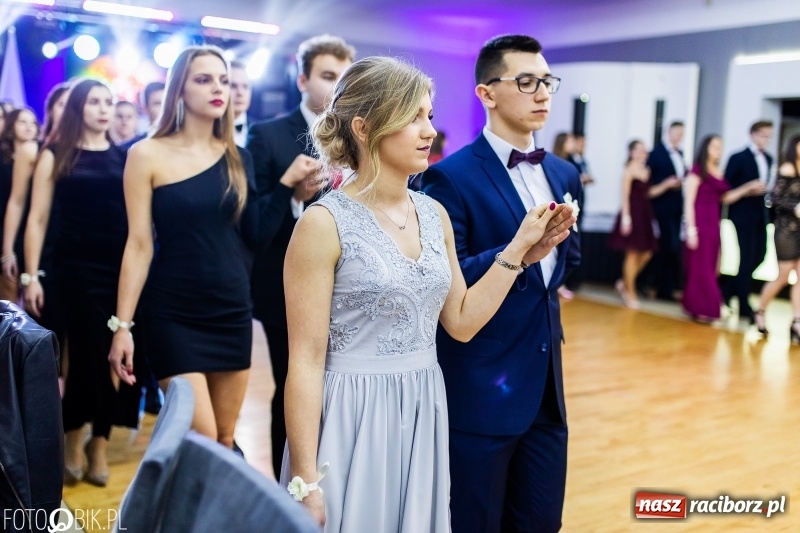 Zdjęcie w galerii na portalu naszraciborz.pl: Mechanik kończy tegoroczne studniówki  wiadomości z regionu