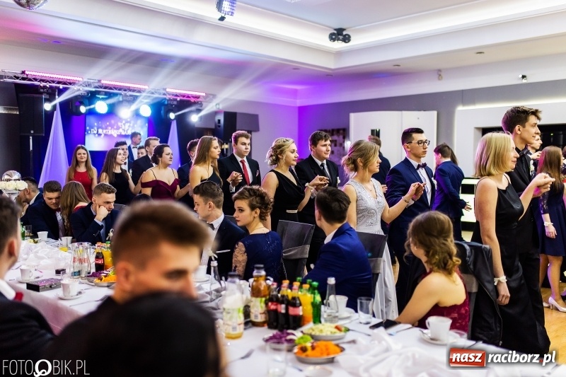 Zdjęcie w galerii na portalu naszraciborz.pl: Mechanik kończy tegoroczne studniówki  wiadomości z regionu