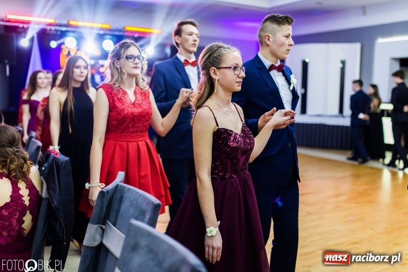 Zdjęcie w galerii na portalu naszraciborz.pl: Mechanik kończy tegoroczne studniówki  wiadomości z regionu