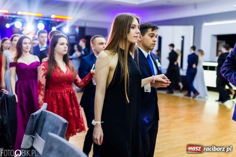 Zdjęcie w galerii na portalu naszraciborz.pl: Mechanik kończy tegoroczne studniówki  wiadomości z regionu