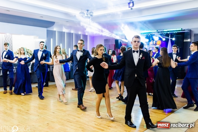 Zdjęcie w galerii na portalu naszraciborz.pl: Mechanik kończy tegoroczne studniówki  wiadomości z regionu