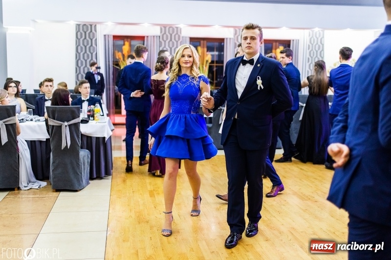 Zdjęcie w galerii na portalu naszraciborz.pl: Mechanik kończy tegoroczne studniówki  wiadomości z regionu