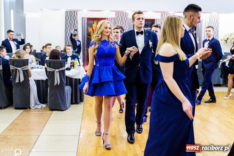 Zdjęcie w galerii na portalu naszraciborz.pl: Mechanik kończy tegoroczne studniówki  wiadomości z regionu