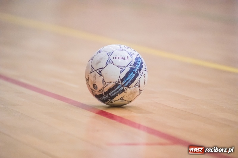 Zdjęcie w galerii na portalu naszraciborz.pl: HLPN: Sobotnie emocje w Arenie Rafako wiadomości z regionu