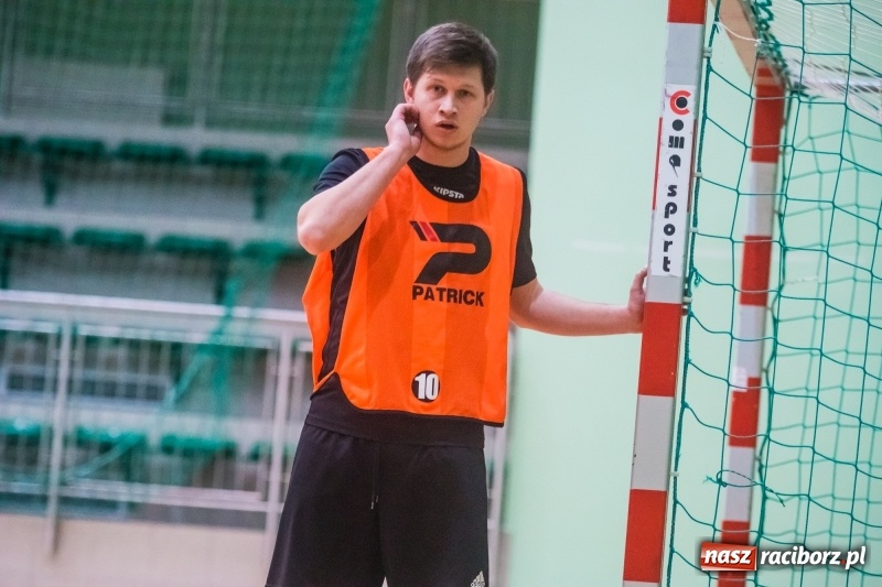 Zdjęcie w galerii na portalu naszraciborz.pl: HLPN: Sobotnie emocje w Arenie Rafako wiadomości z regionu