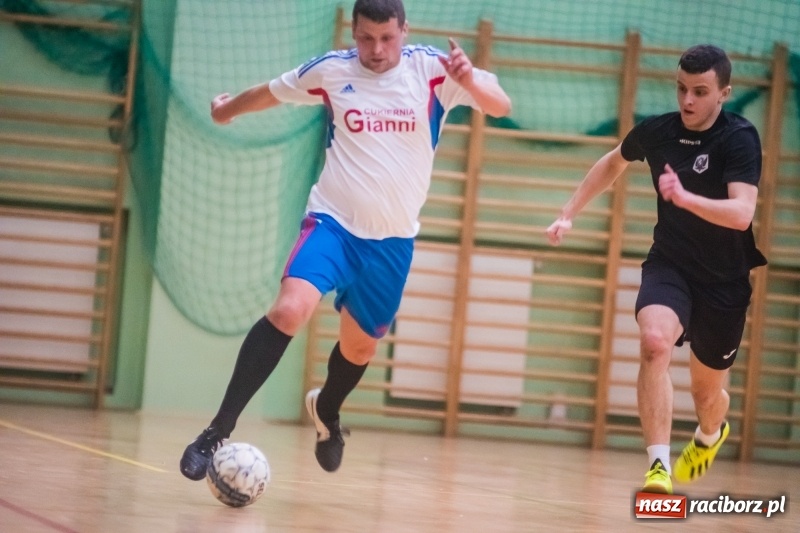 Zdjęcie w galerii na portalu naszraciborz.pl: HLPN: Sobotnie emocje w Arenie Rafako wiadomości z regionu