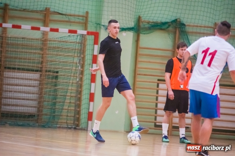 Zdjęcie w galerii na portalu naszraciborz.pl: HLPN: Sobotnie emocje w Arenie Rafako wiadomości z regionu