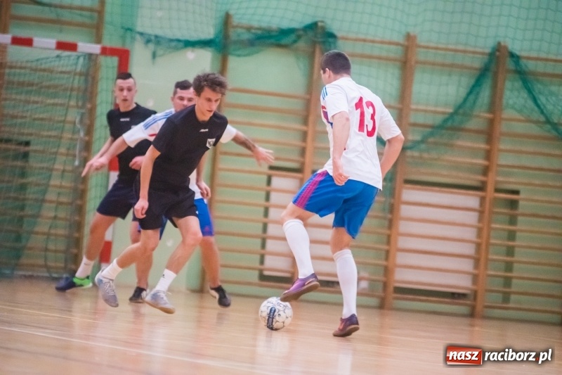 Zdjęcie w galerii na portalu naszraciborz.pl: HLPN: Sobotnie emocje w Arenie Rafako wiadomości z regionu