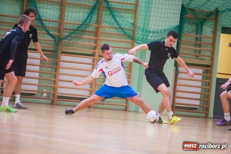 Zdjęcie w galerii na portalu naszraciborz.pl: HLPN: Sobotnie emocje w Arenie Rafako wiadomości z regionu