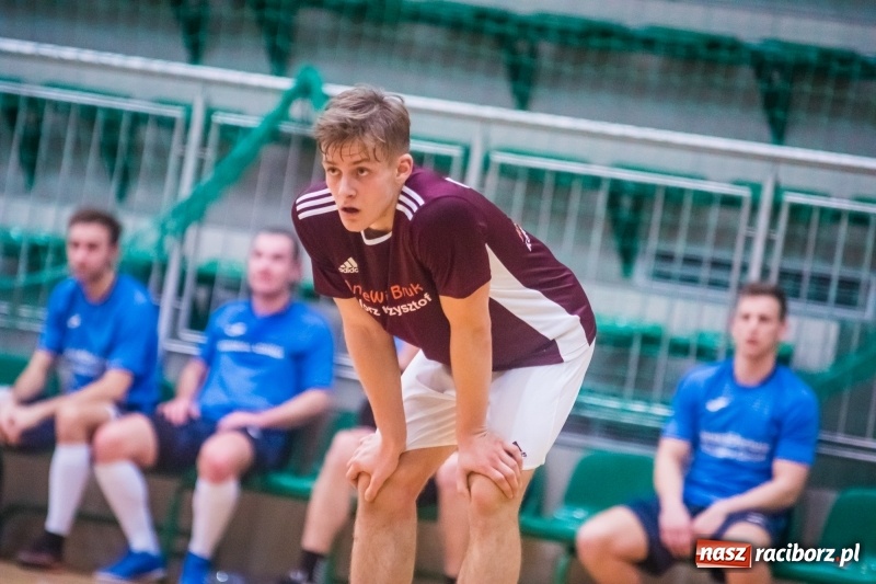 Zdjęcie w galerii na portalu naszraciborz.pl: HLPN: Sobotnie emocje w Arenie Rafako wiadomości z regionu