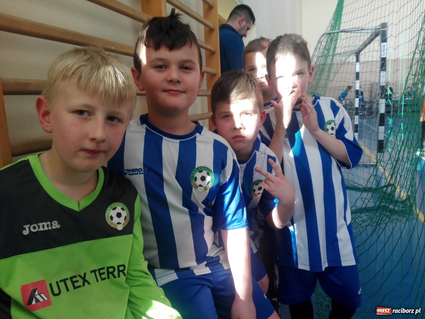 Zdjęcie w galerii na portalu naszraciborz.pl: Intensywna sobota młodych piłkarzy LKS Tworków wiadomości z regionu