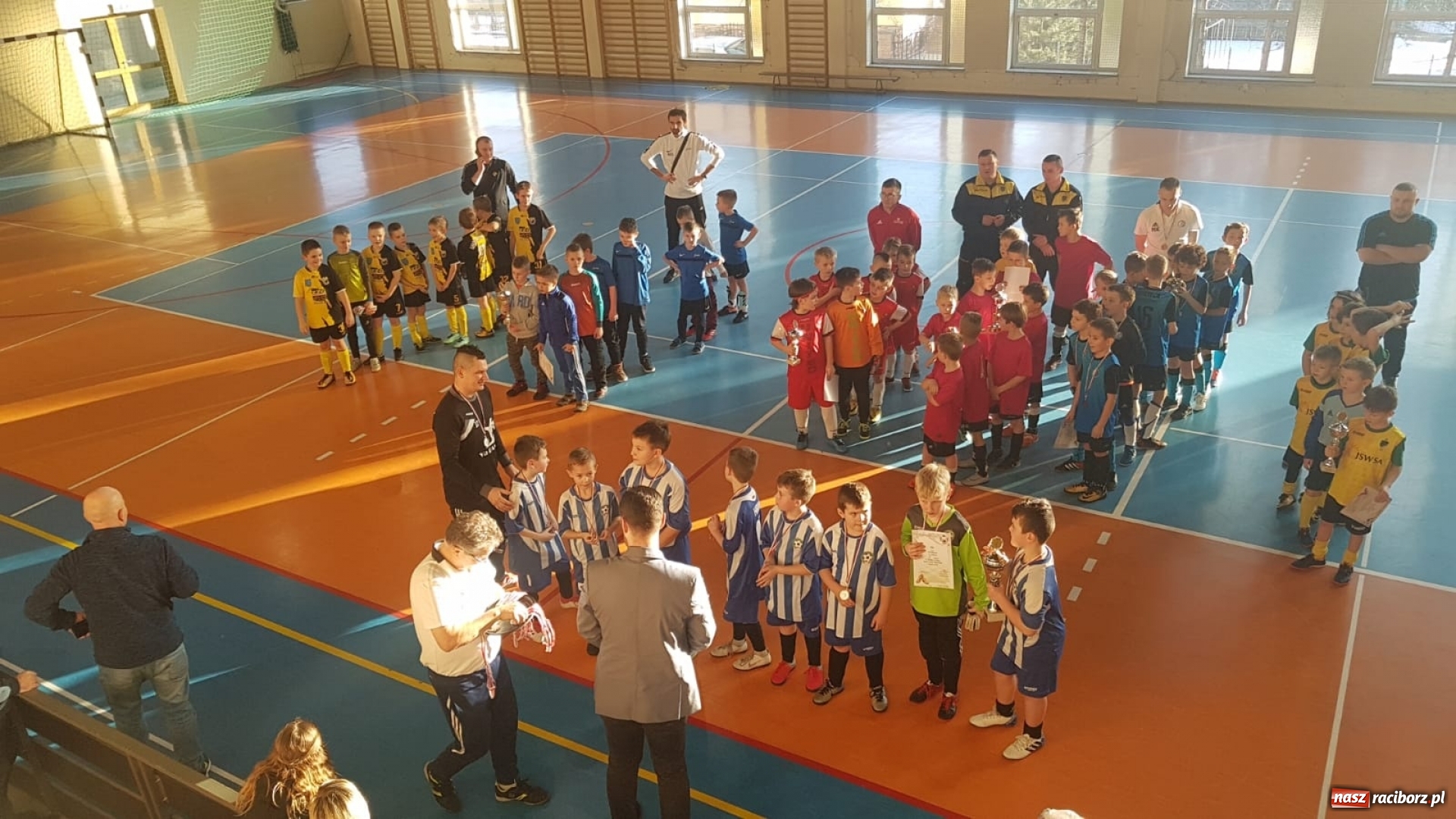 Zdjęcie w galerii na portalu naszraciborz.pl: Intensywna sobota młodych piłkarzy LKS Tworków wiadomości z regionu