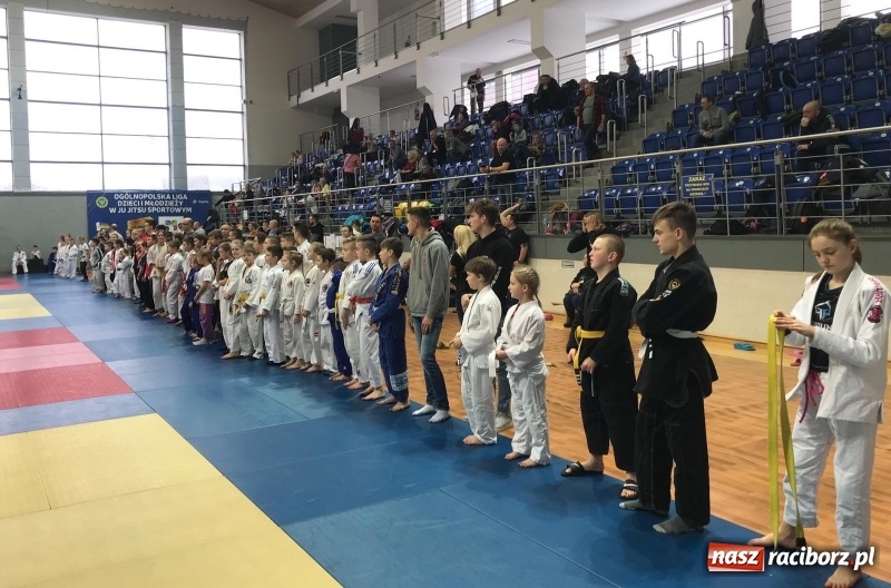 Zdjęcie w galerii na portalu naszraciborz.pl: Łamatorzy z Raciborza na katowickich matach  wiadomości z regionu