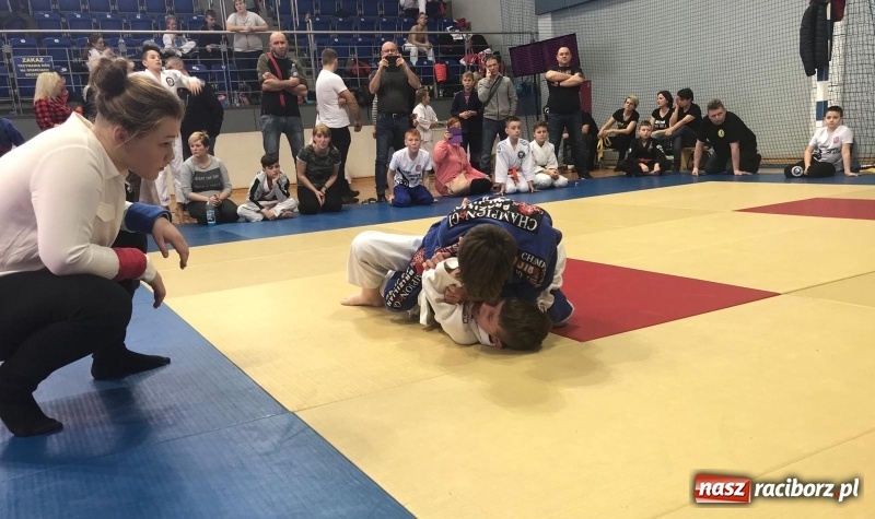 Zdjęcie w galerii na portalu naszraciborz.pl: Łamatorzy z Raciborza na katowickich matach  wiadomości z regionu