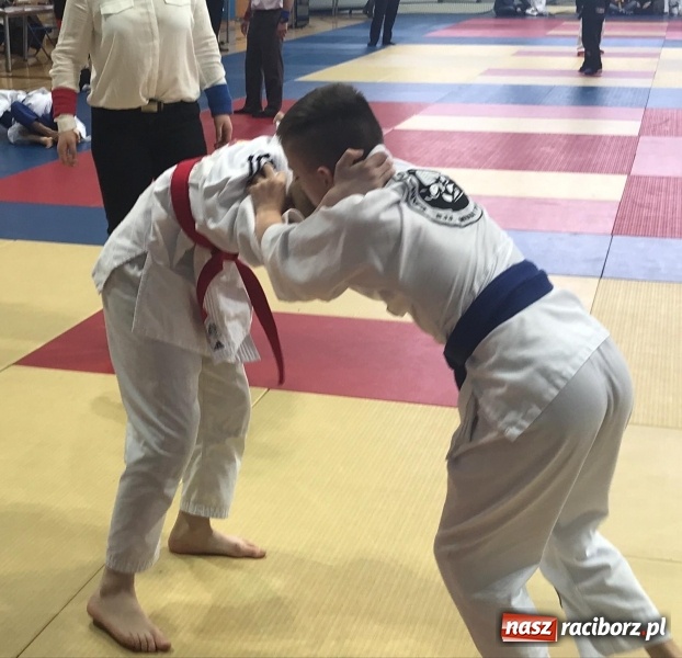 Zdjęcie w galerii na portalu naszraciborz.pl: Łamatorzy z Raciborza na katowickich matach  wiadomości z regionu