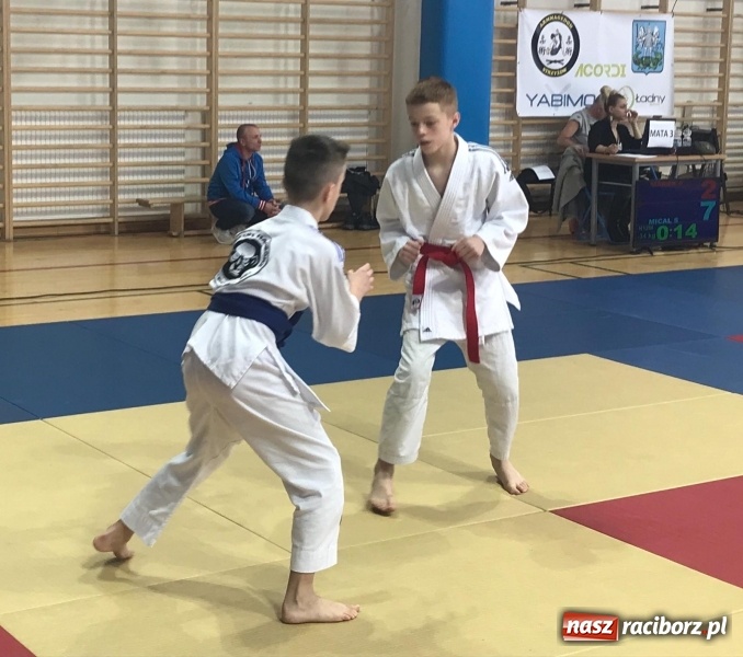 Zdjęcie w galerii na portalu naszraciborz.pl: Łamatorzy z Raciborza na katowickich matach  wiadomości z regionu