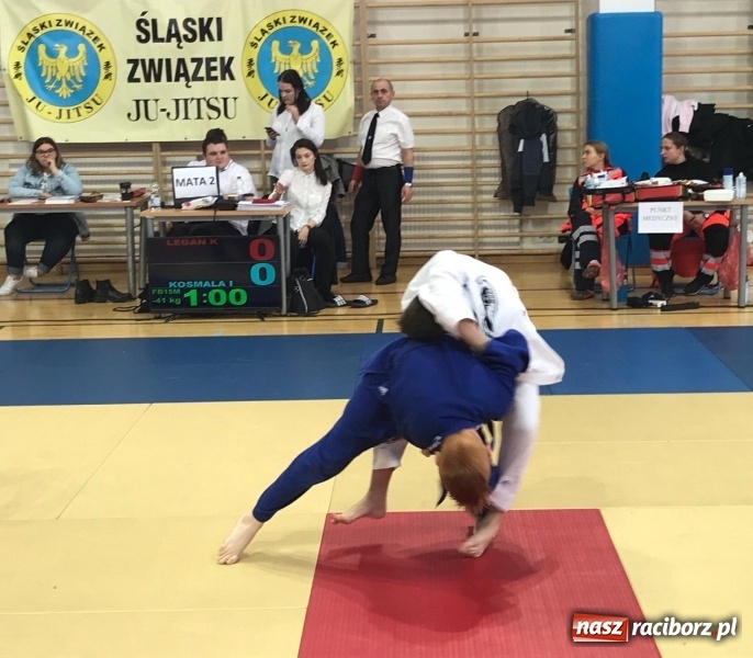 Zdjęcie w galerii na portalu naszraciborz.pl: Łamatorzy z Raciborza na katowickich matach  wiadomości z regionu