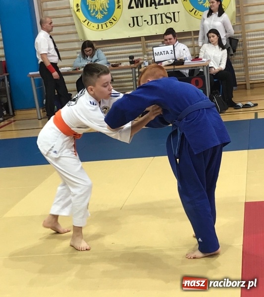 Zdjęcie w galerii na portalu naszraciborz.pl: Łamatorzy z Raciborza na katowickich matach  wiadomości z regionu