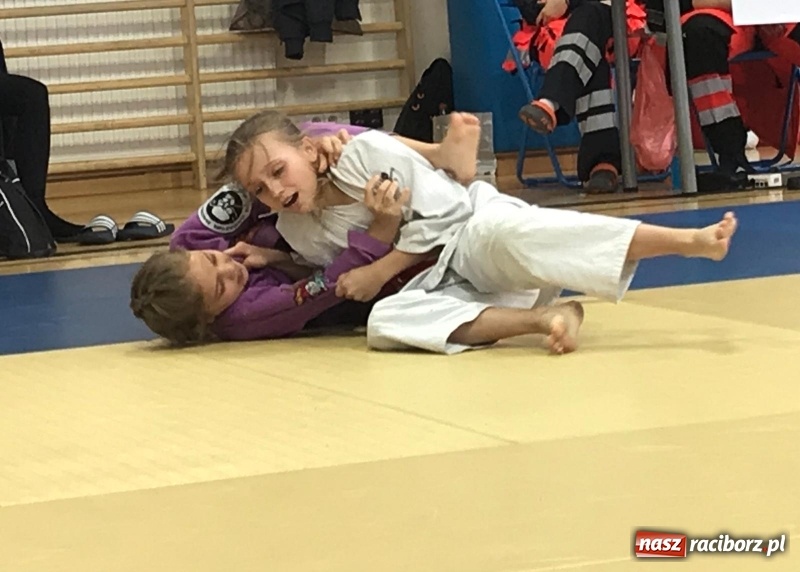 Zdjęcie w galerii na portalu naszraciborz.pl: Łamatorzy z Raciborza na katowickich matach  wiadomości z regionu