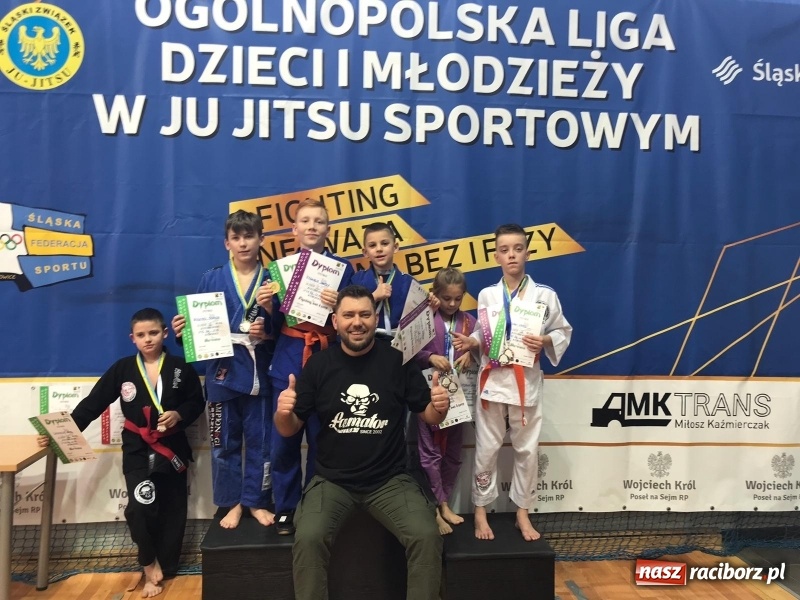 Zdjęcie w galerii na portalu naszraciborz.pl: Łamatorzy z Raciborza na katowickich matach  wiadomości z regionu