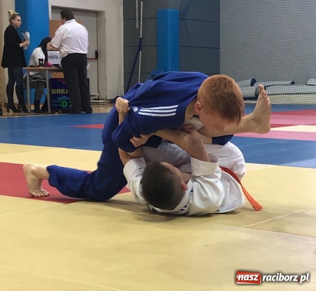 Zdjęcie w galerii na portalu naszraciborz.pl: Łamatorzy z Raciborza na katowickich matach  wiadomości z regionu