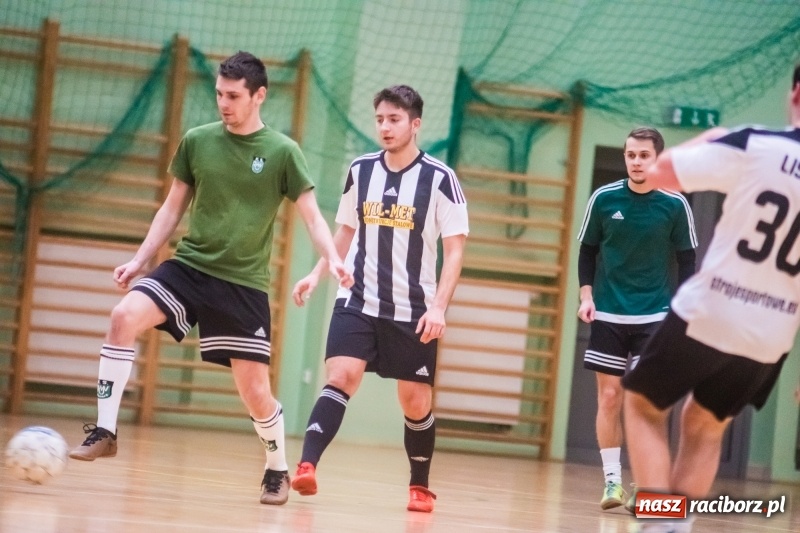 Zdjęcie w galerii na portalu naszraciborz.pl: HLPN: Udana pogoń Salonu Fryzjerskiego wiadomości z regionu