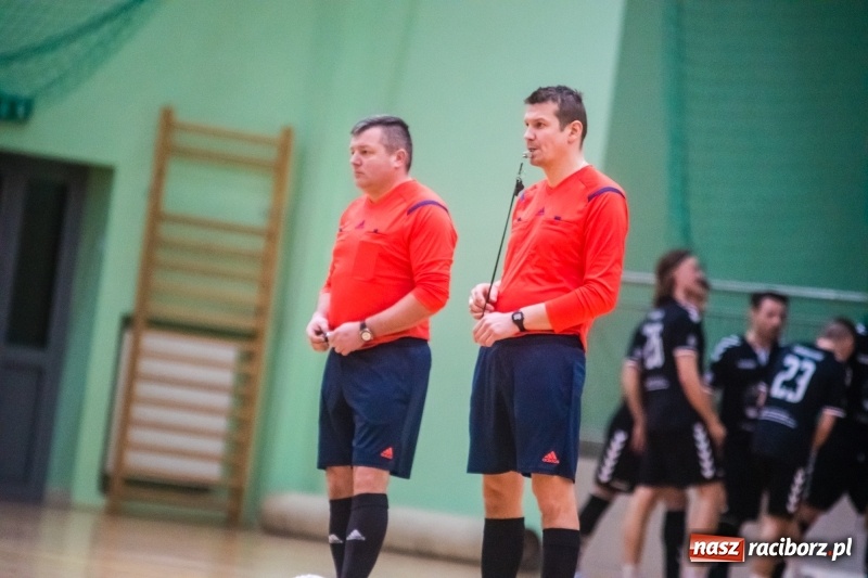 Zdjęcie w galerii na portalu naszraciborz.pl: HLPN: Udana pogoń Salonu Fryzjerskiego wiadomości z regionu