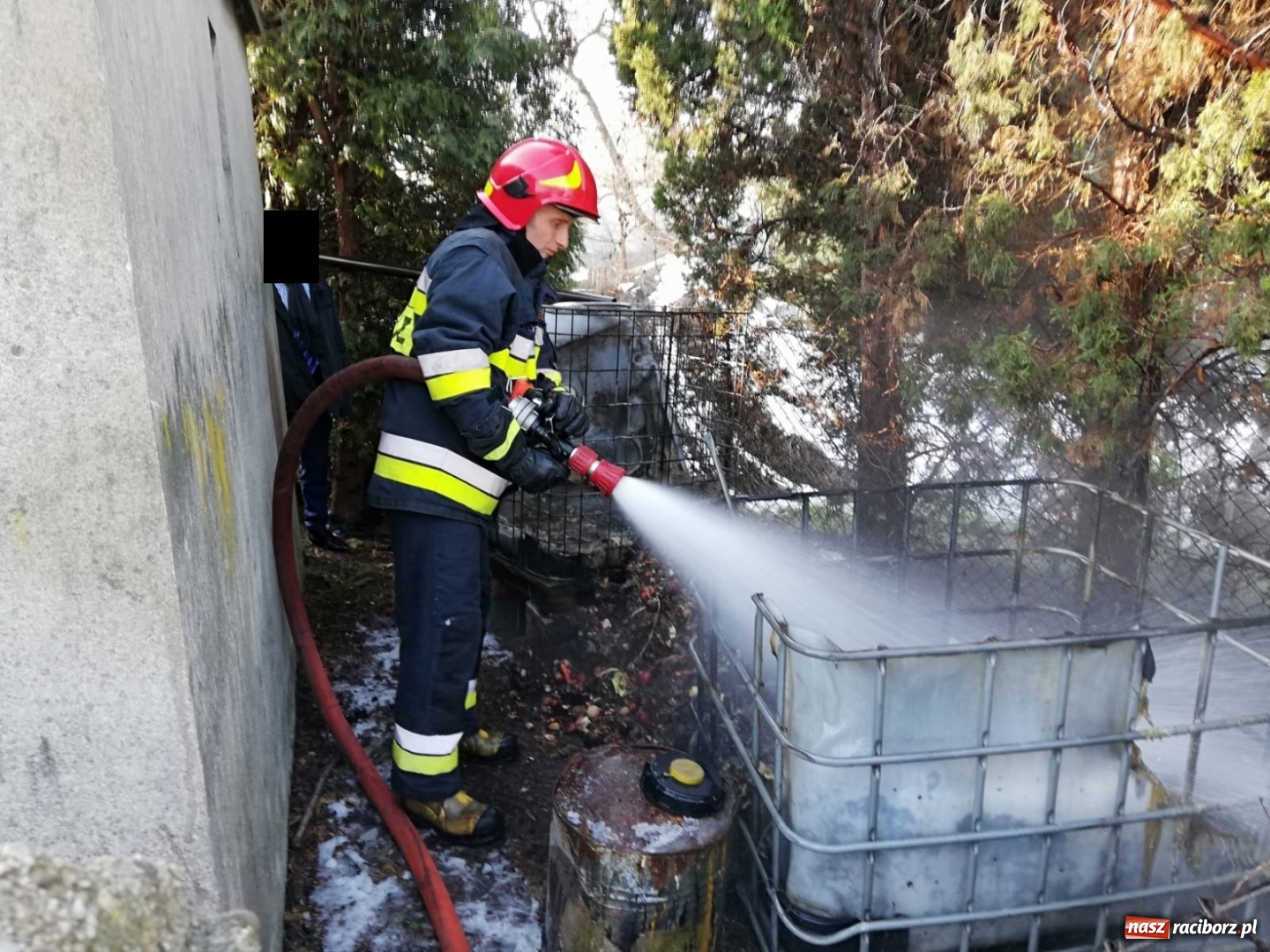 Zdjęcie w galerii na portalu naszraciborz.pl: Weekendowy raport strażaków. Uratowano mienie za 40 tys. zł  wiadomości z regionu