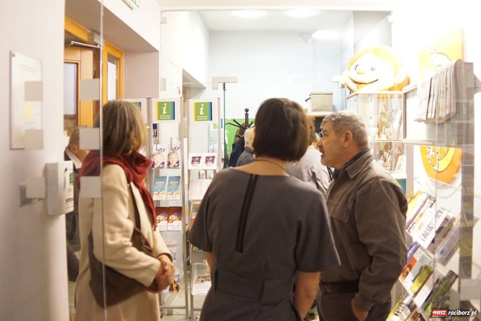 Zdjęcie w galerii na portalu naszraciborz.pl: Wystawa Pastele Sławka Grucy w RCI wiadomości z regionu