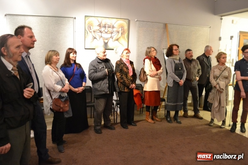 Zdjęcie w galerii na portalu naszraciborz.pl: Wystawa Pastele Sławka Grucy w RCI wiadomości z regionu