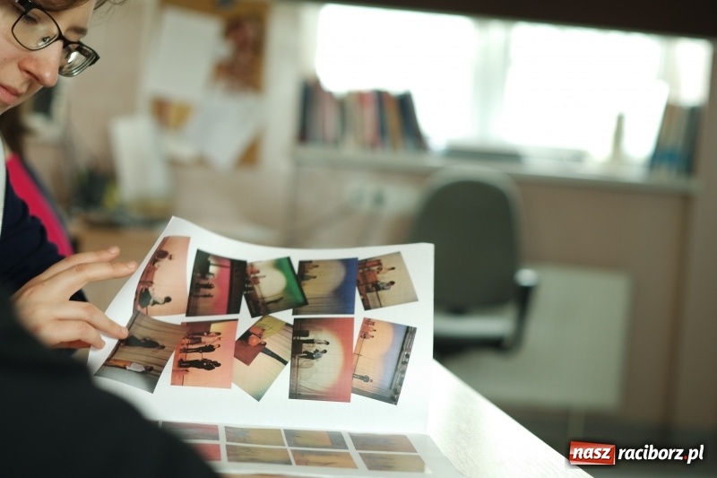 Zdjęcie w galerii na portalu naszraciborz.pl: Język polski dla obcokrajowców w II LO wiadomości z regionu