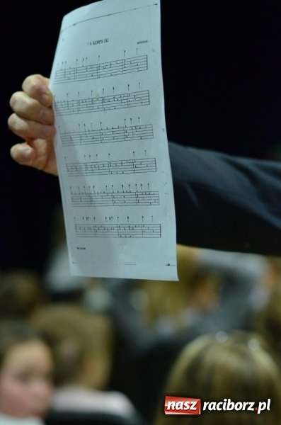 Zdjęcie w galerii na portalu naszraciborz.pl: Dawna lutnia i sopran, czyli kolejny koncert umuzykalniający w RCK wiadomości z regionu