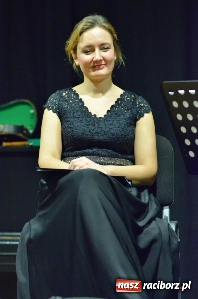 Zdjęcie w galerii na portalu naszraciborz.pl: Dawna lutnia i sopran, czyli kolejny koncert umuzykalniający w RCK wiadomości z regionu