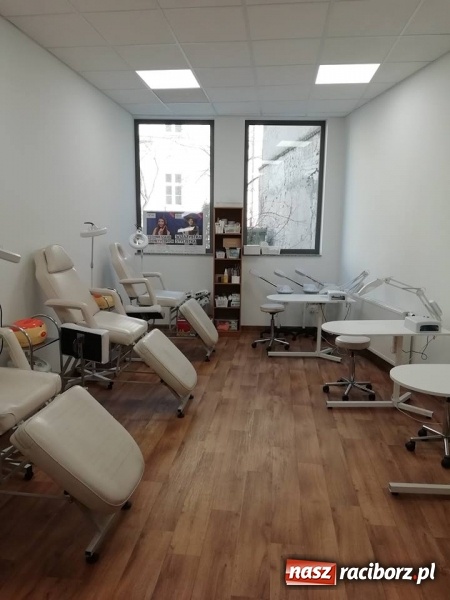 Zdjęcie w galerii na portalu naszraciborz.pl: Nowy adres – nowe możliwości. Szkoła Żak zaprasza do współpracy wiadomości z regionu