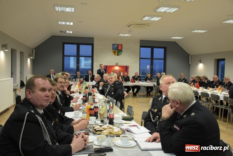 Zdjęcie w galerii na portalu naszraciborz.pl: Historyczne spotkanie strażaków ochotników w Rudyszwałdzie  wiadomości z regionu