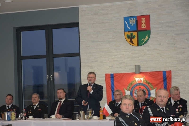 Zdjęcie w galerii na portalu naszraciborz.pl: Historyczne spotkanie strażaków ochotników w Rudyszwałdzie  wiadomości z regionu