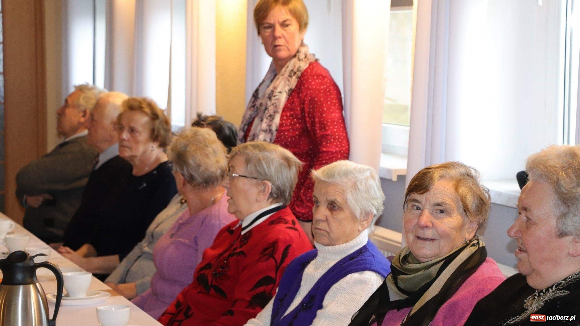 Zdjęcie w galerii na portalu naszraciborz.pl: W Krowiarkach świętowano Dzień Babci i Dziadka wiadomości z regionu