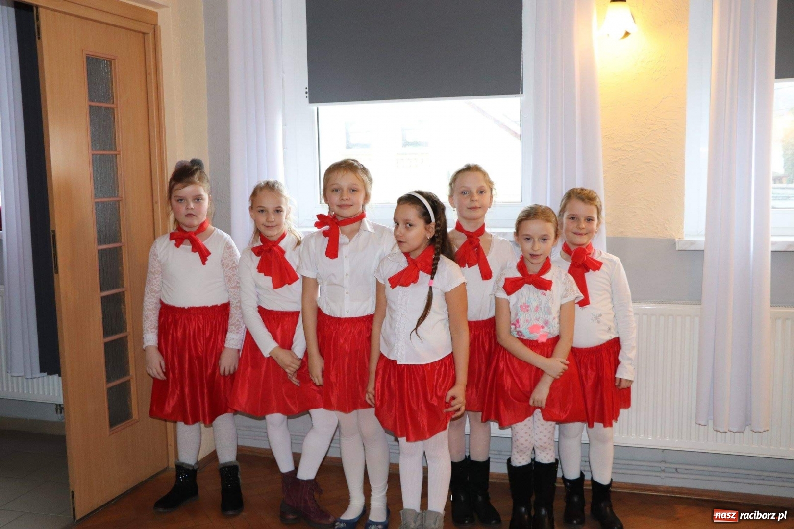 Zdjęcie w galerii na portalu naszraciborz.pl: W Krowiarkach świętowano Dzień Babci i Dziadka wiadomości z regionu