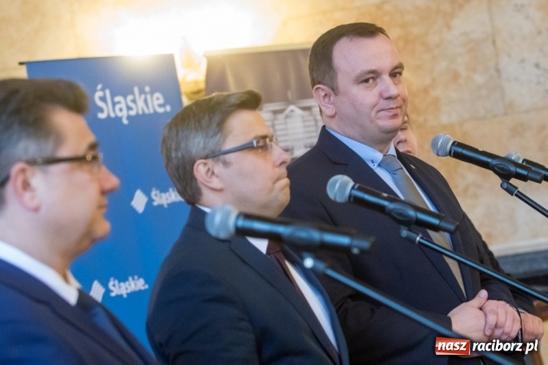 Zdjęcie w galerii na portalu naszraciborz.pl: Podpisano porozumienie o współpracy przy organizacji obchodów stulecia Powstań Śląskich wiadomości z regionu