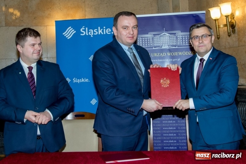 Zdjęcie w galerii na portalu naszraciborz.pl: Podpisano porozumienie o współpracy przy organizacji obchodów stulecia Powstań Śląskich wiadomości z regionu