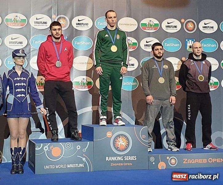 Zdjęcie w galerii na portalu naszraciborz.pl: Dobry start polskich zapaśników. Dawid Ersetic z brązowym medalem wiadomości z regionu