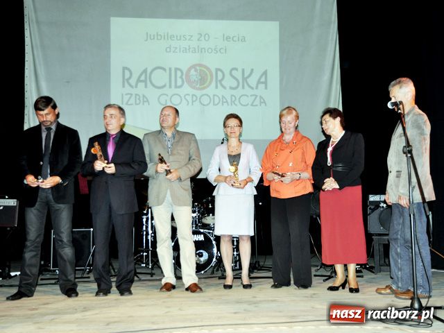 Zdjęcie w galerii na portalu naszraciborz.pl: II Filary Ziemi Raciborskiej rozdane wiadomości z regionu