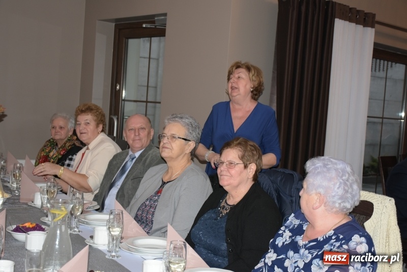 Zdjęcie w galerii na portalu naszraciborz.pl: Jesień życia jest słoneczna i pełna kolorów. Jubileusz krzyżanowickiego koła emerytów wiadomości z regionu
