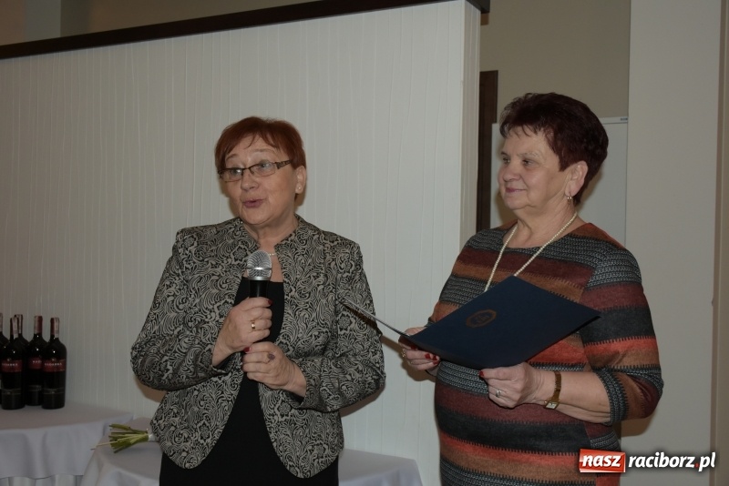 Zdjęcie w galerii na portalu naszraciborz.pl: Jesień życia jest słoneczna i pełna kolorów. Jubileusz krzyżanowickiego koła emerytów wiadomości z regionu