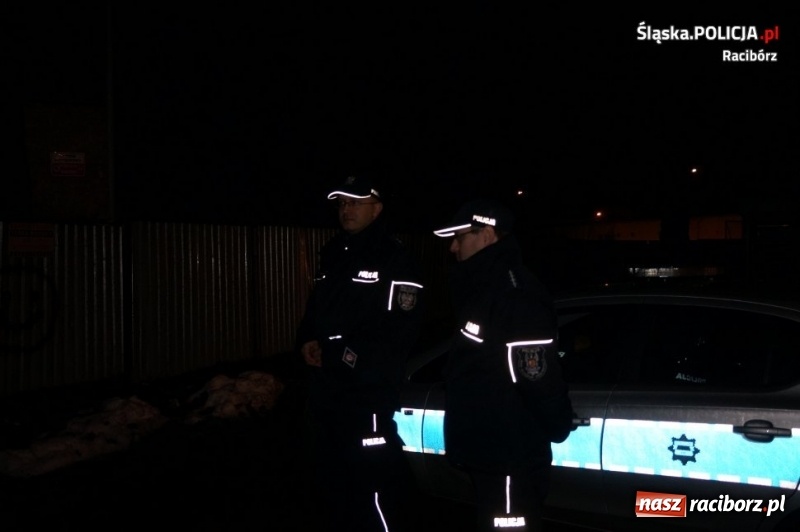 Zdjęcie w galerii na portalu naszraciborz.pl: Raciborscy dzielnicowi kontrolowali pustostany i miejsca niebezpieczne wiadomości z regionu